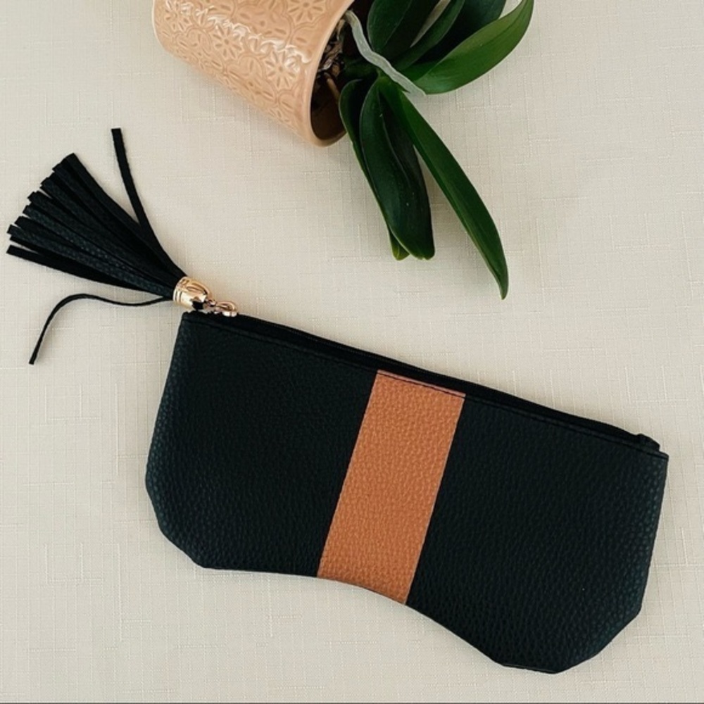 NWT Pouch Purse